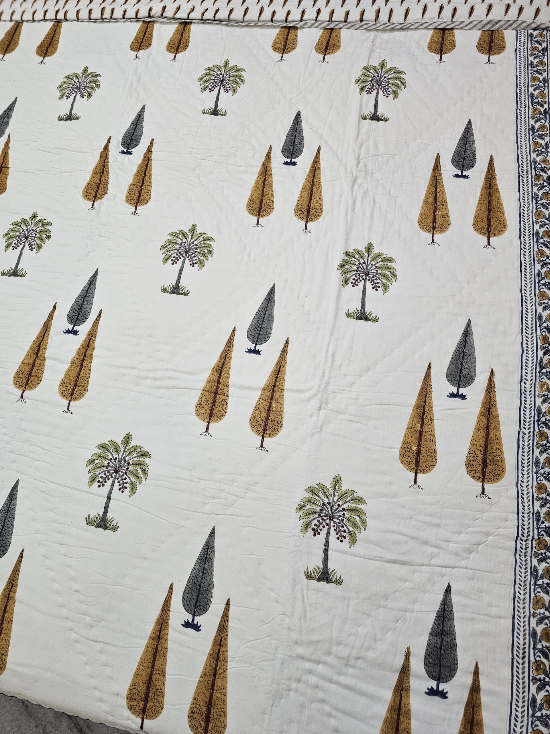 Reversible Handblock AC Quilt - Three Pine Reversible Handblock AC Quilt - Three Pine