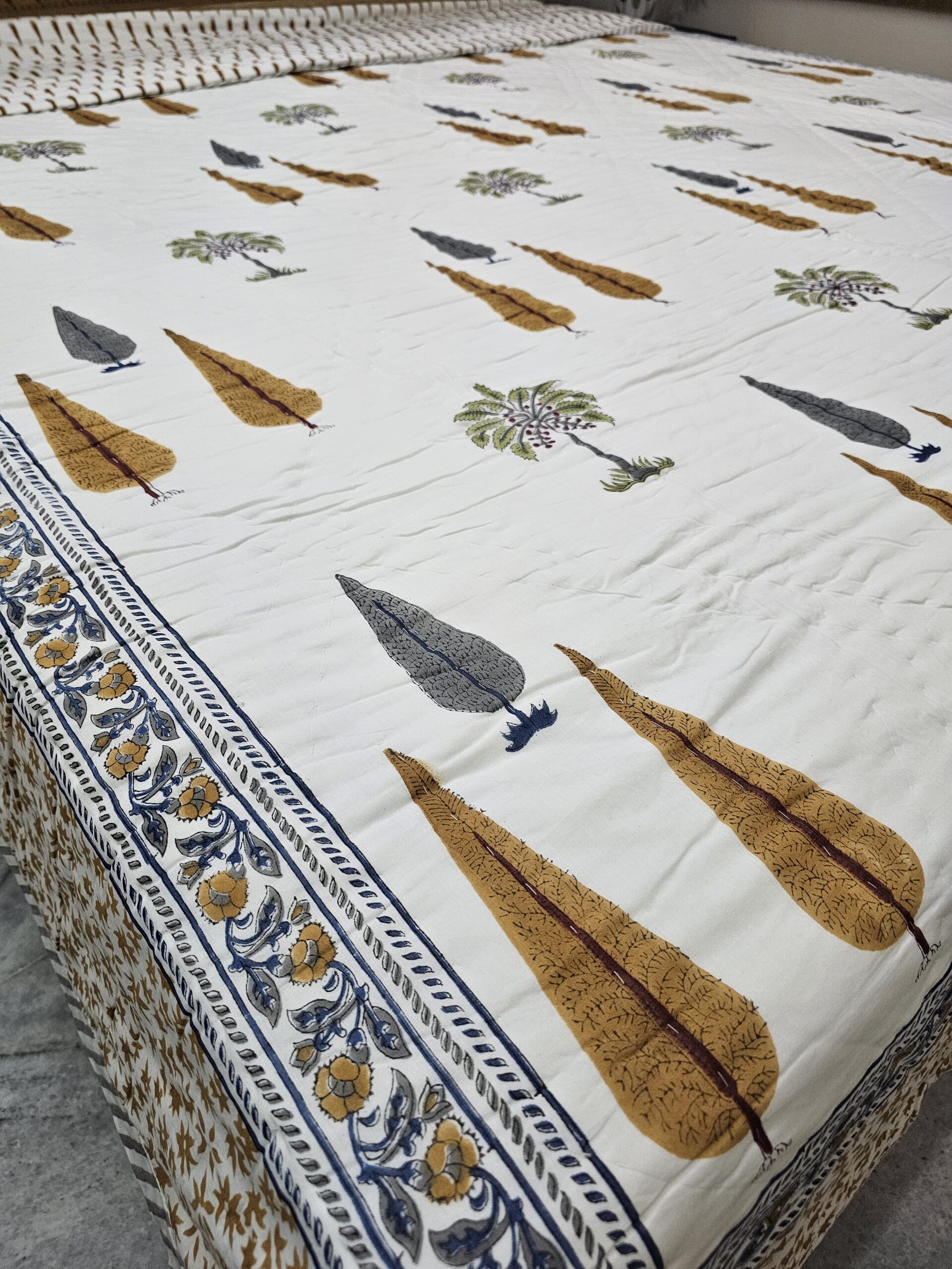 Reversible Handblock AC Quilt - Three Pine Reversible Handblock AC Quilt - Three Pine